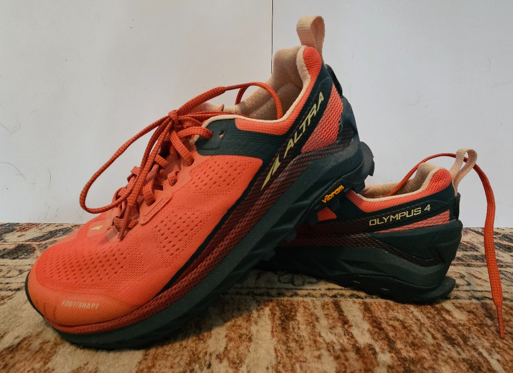 Gaiter trap altra size 9