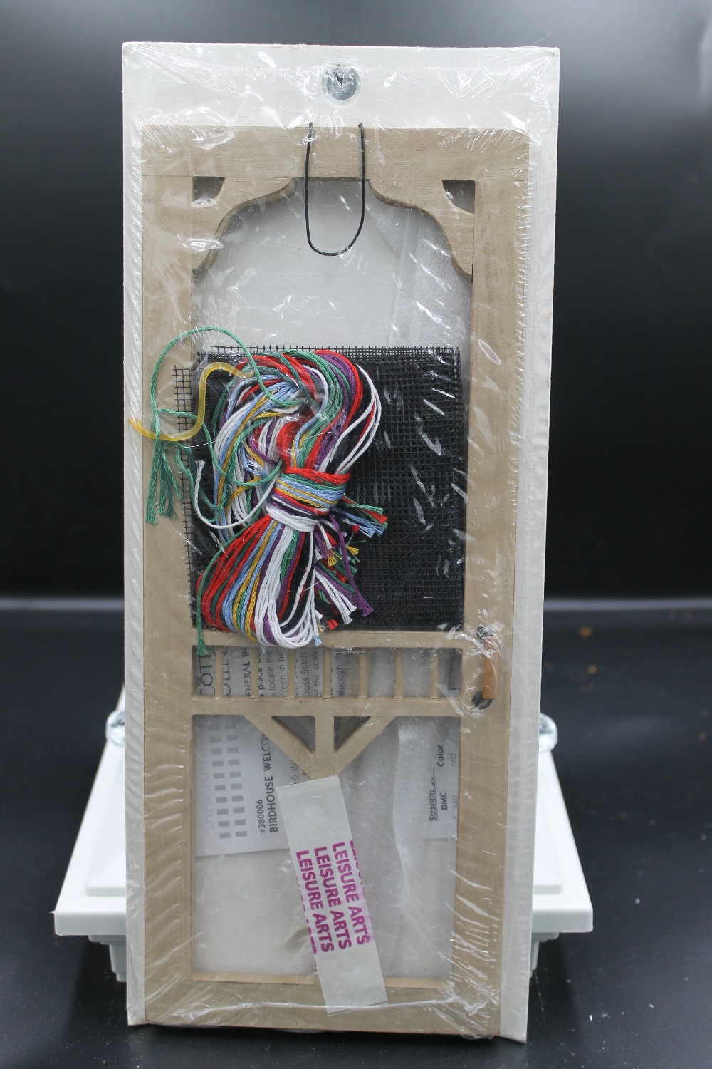 Vtg cross-stitch kit door/bird houses/cardinal