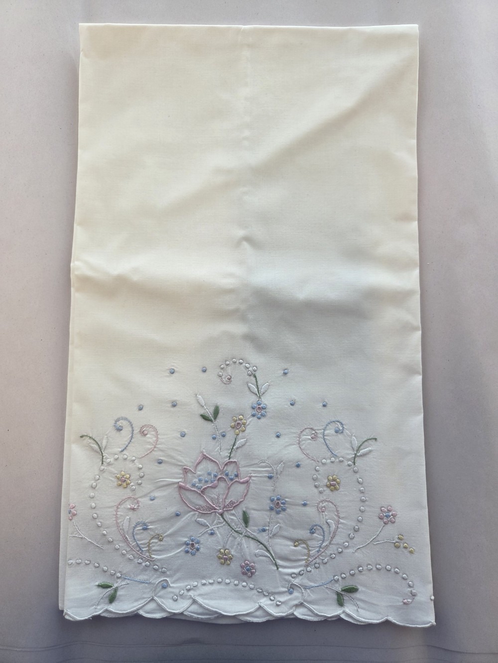 LN-1683 vint pillowcase embroidered floral