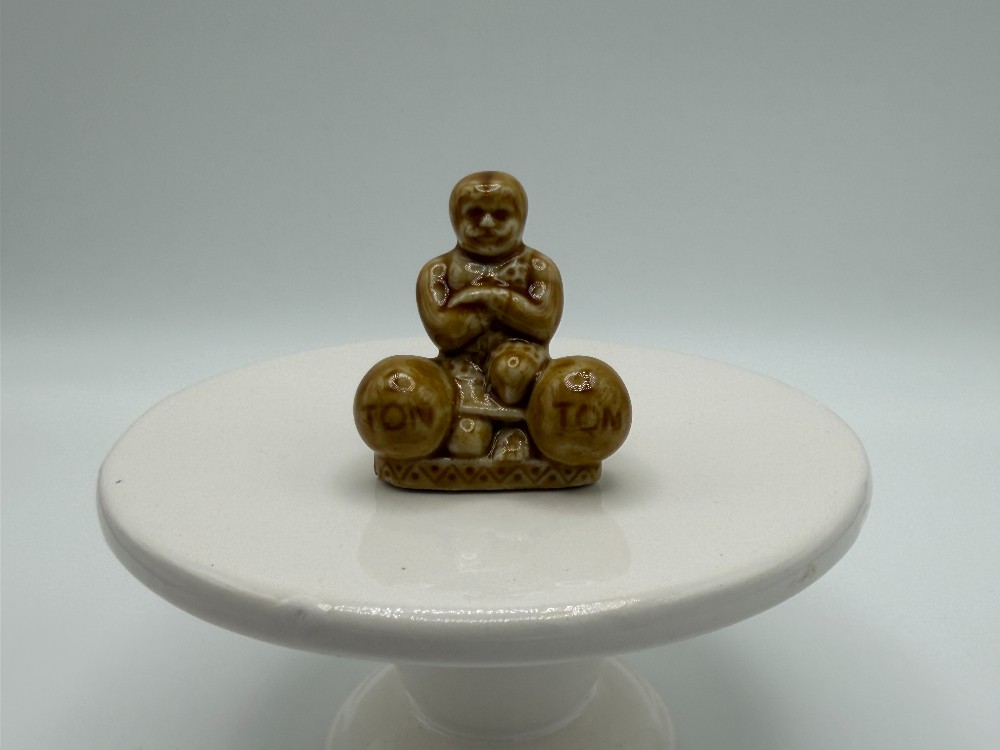 Wade Whimsies Circus Strongman