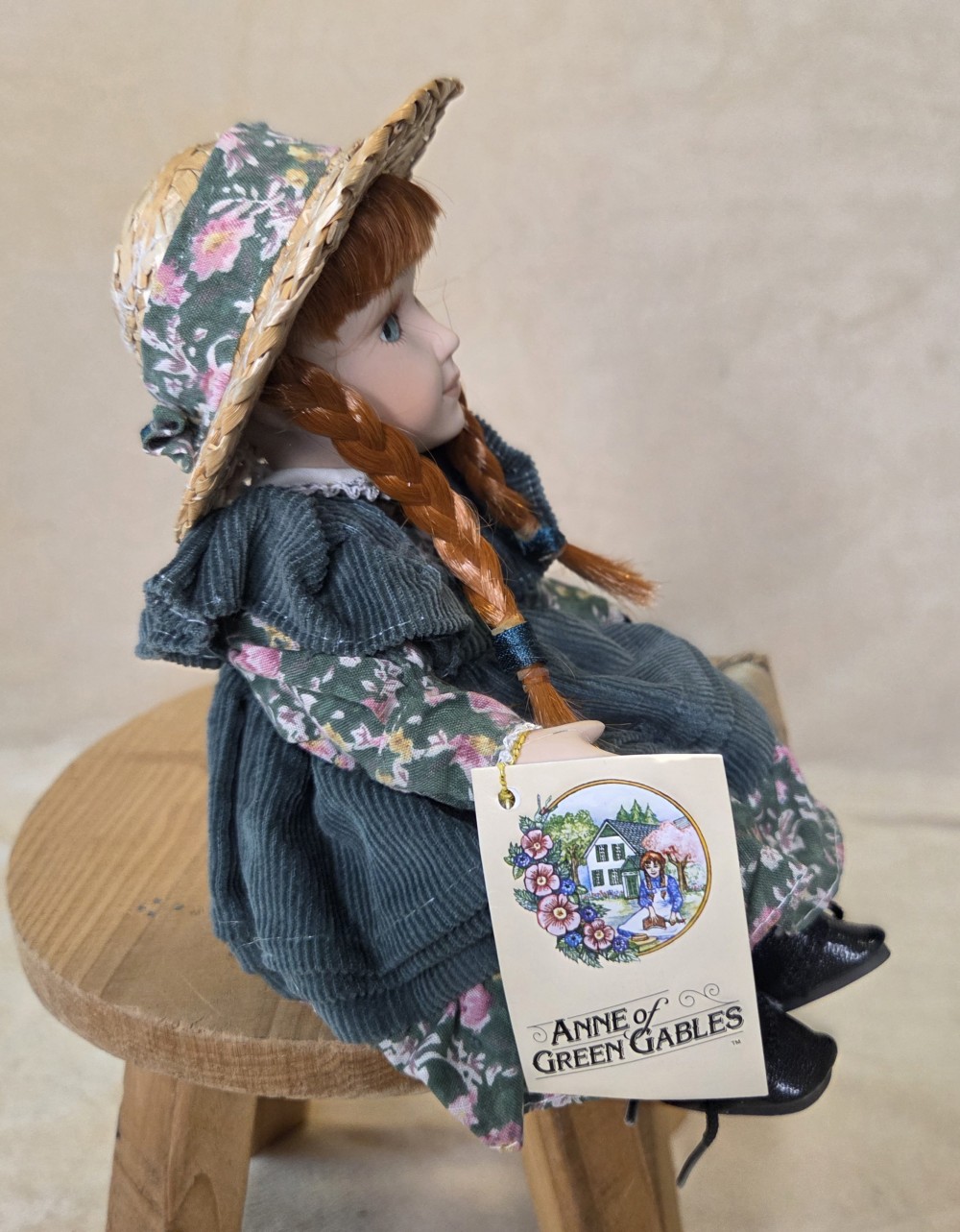 Avonlea Traditions Anne of Green Gables Porcelain Doll Shelf Sitter