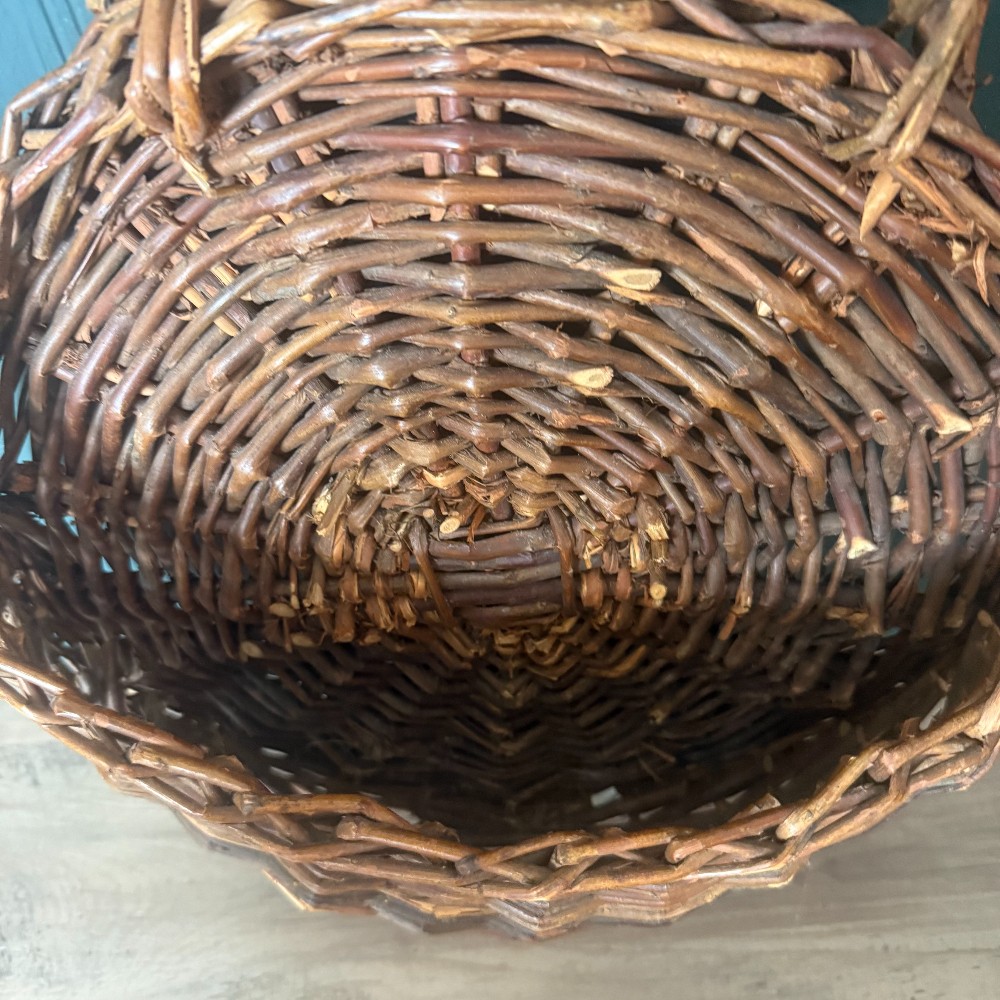 Willow Wall Pocket Basket, Twisted Handle