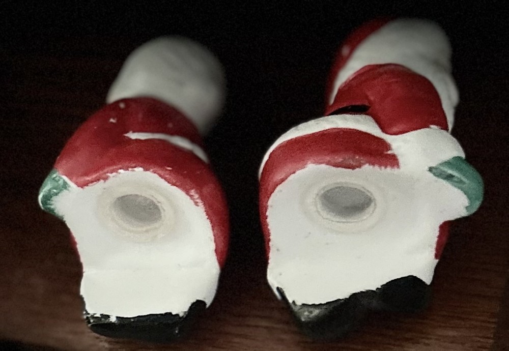 VTG Mr. and Mrs. Santa Claus Sitter Salt and Pepper Shakers Set