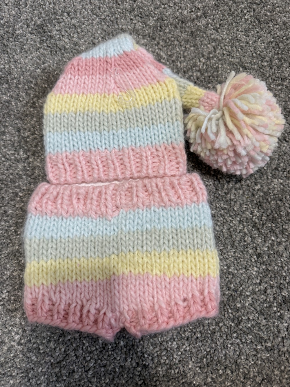 Hand knit newborn baby set