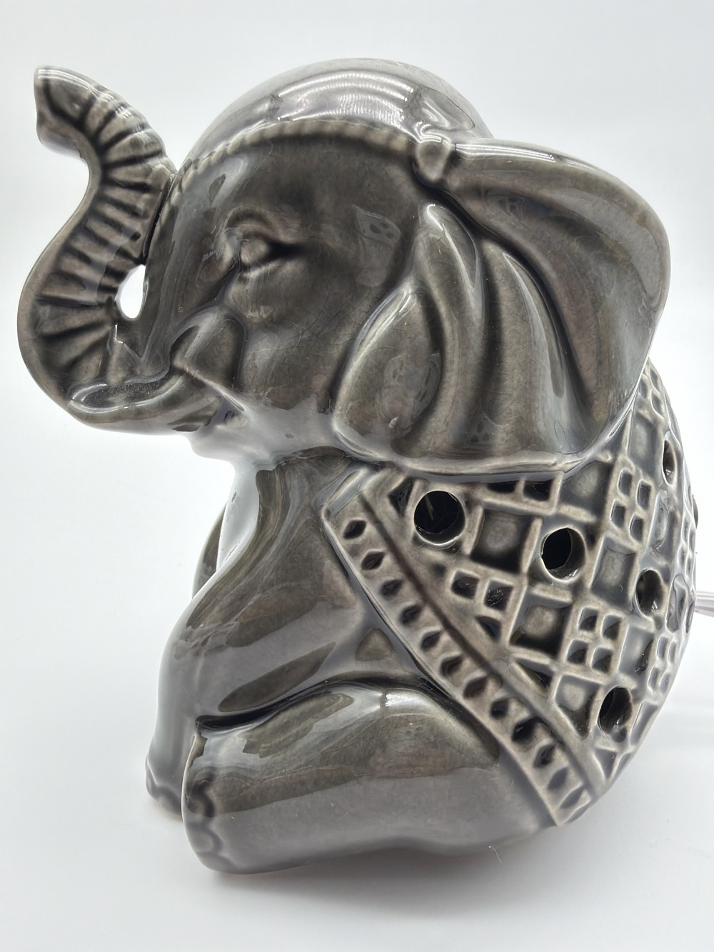 Ceramic Elephant Accent Lamp