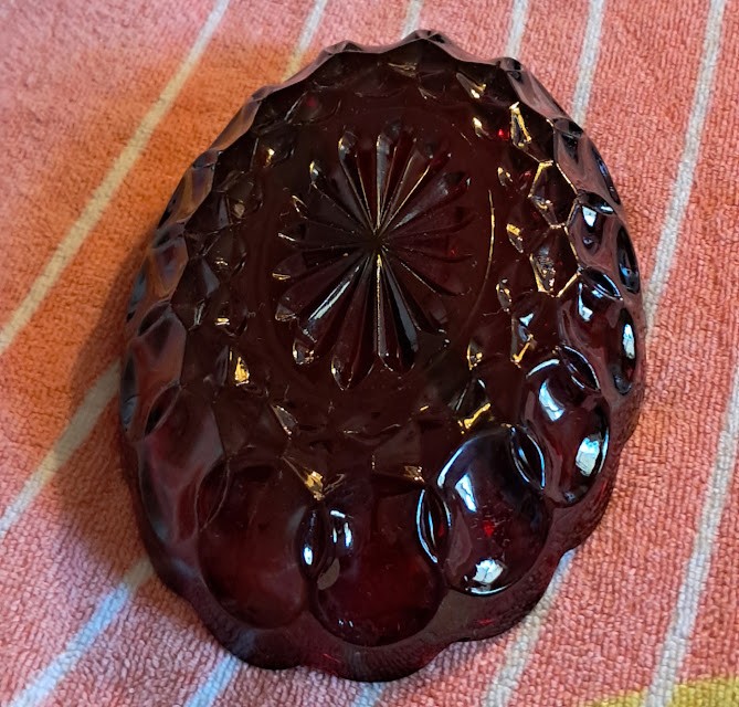 Anchor Hocking Royal Red Relish Dish