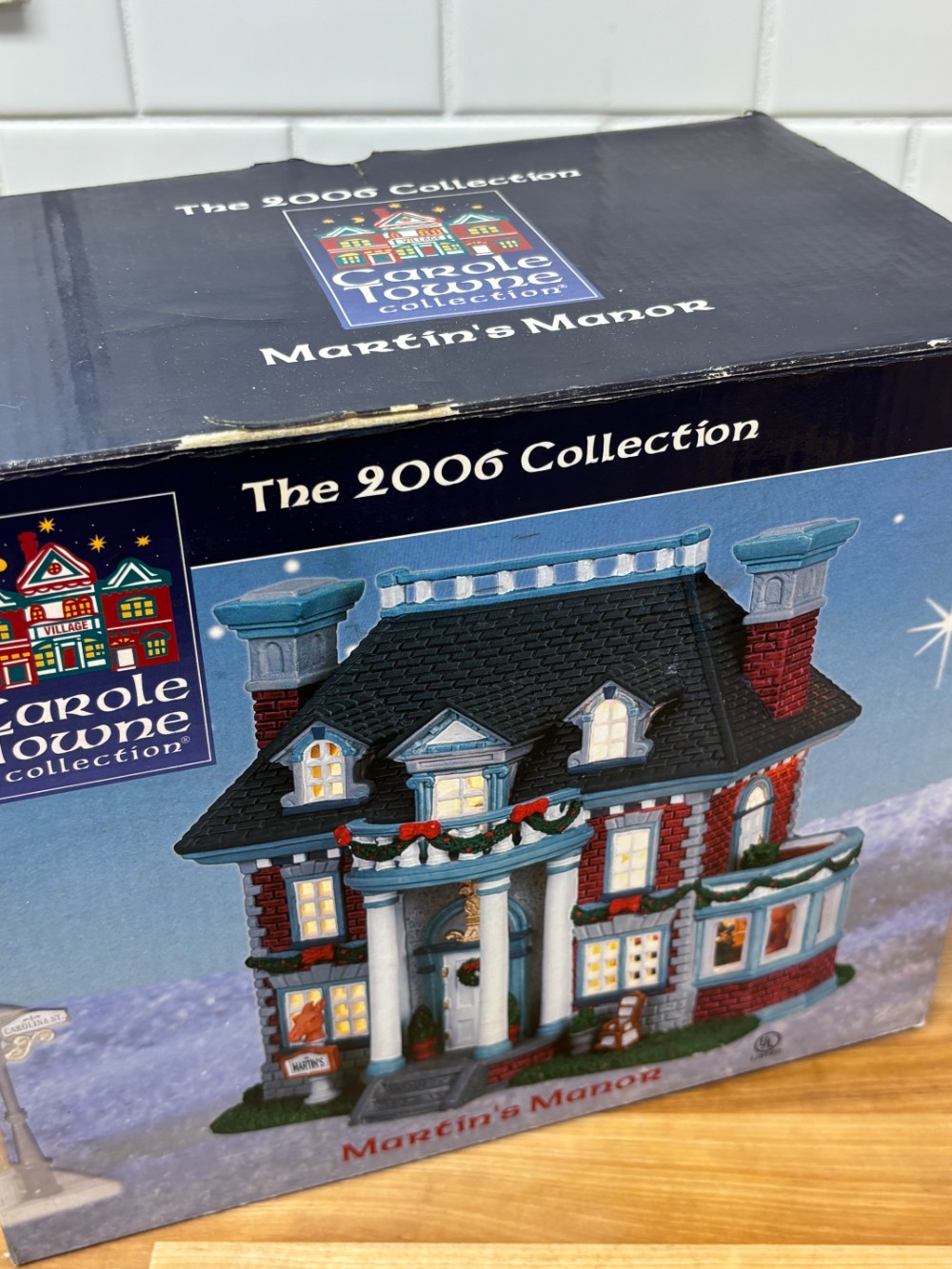 Carole Towne Martin's Manor Christmas Village House 2006 Lemax Lighted Building w/ Box