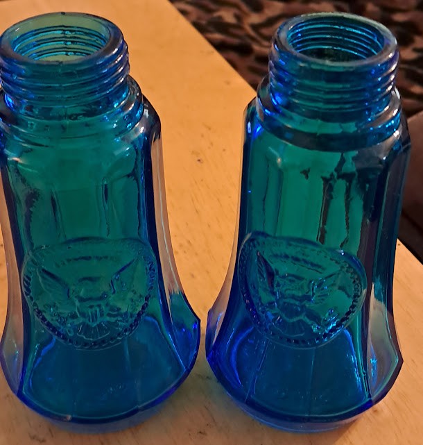 Crownford Italian Blue Singer S/P Shakers (No Tops)