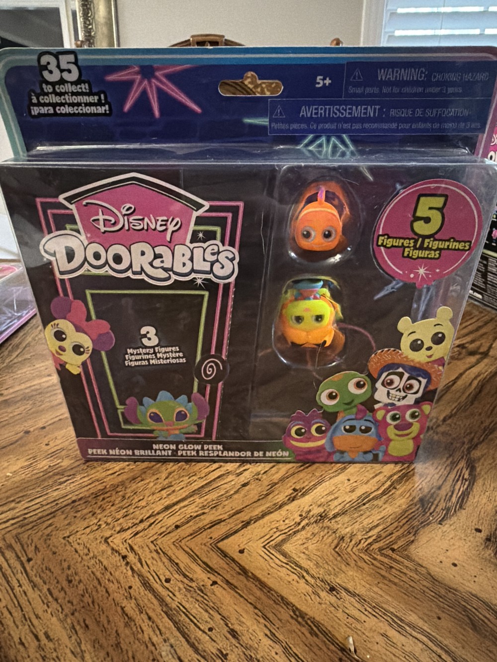 Disney Doorables Neon Glow 5-pack