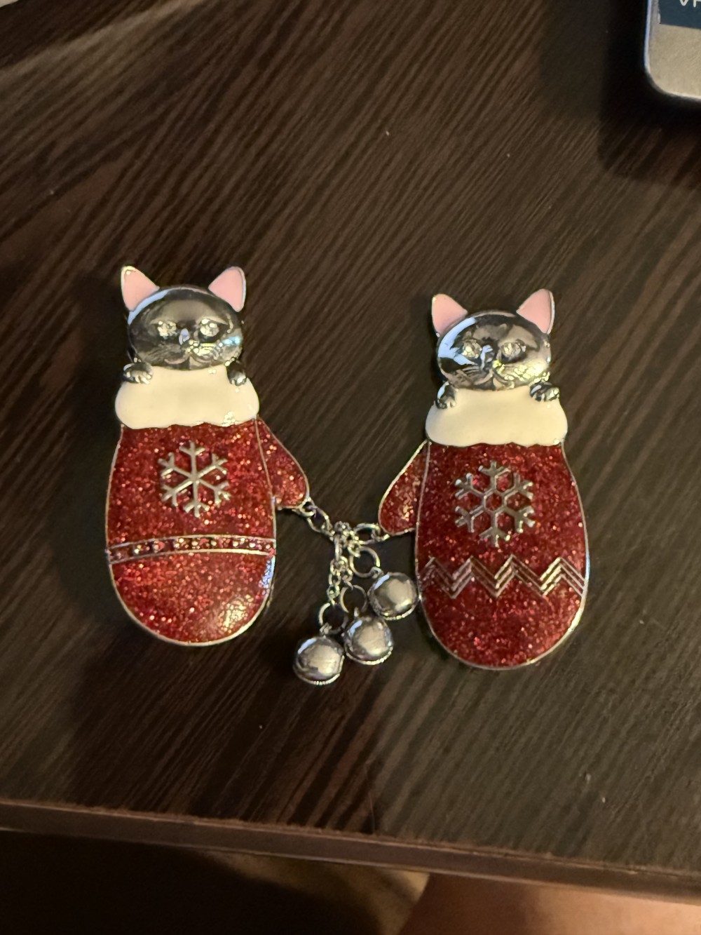 Brooch Pin Cat Winter Mitten Set