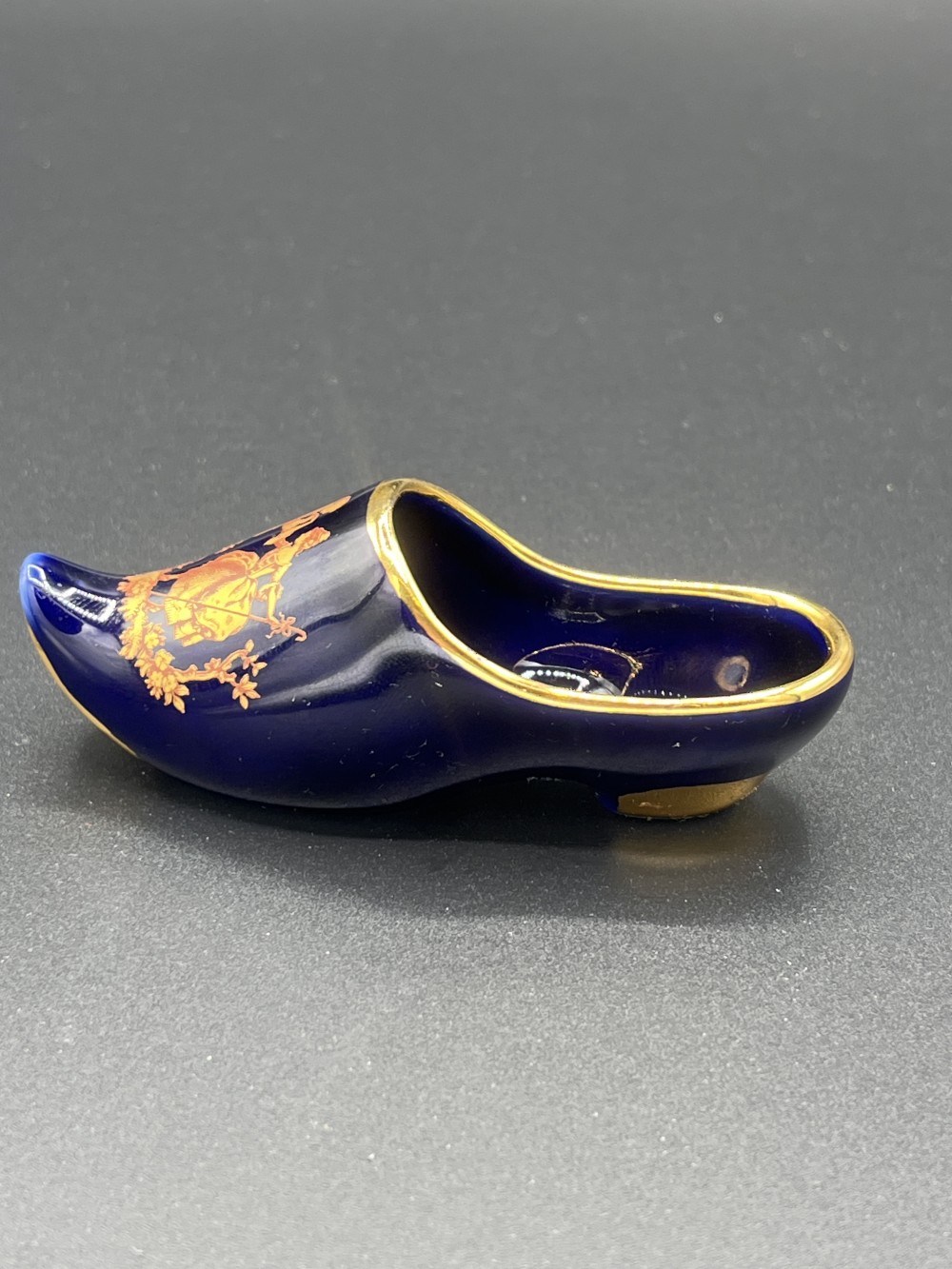 Vtg Limoges mini porcelain shoe