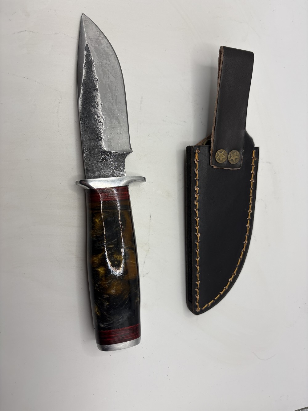 Handmade Knife  approx. 8 inch Fixed Blade Black and Amber Swirl  Handle New w/case