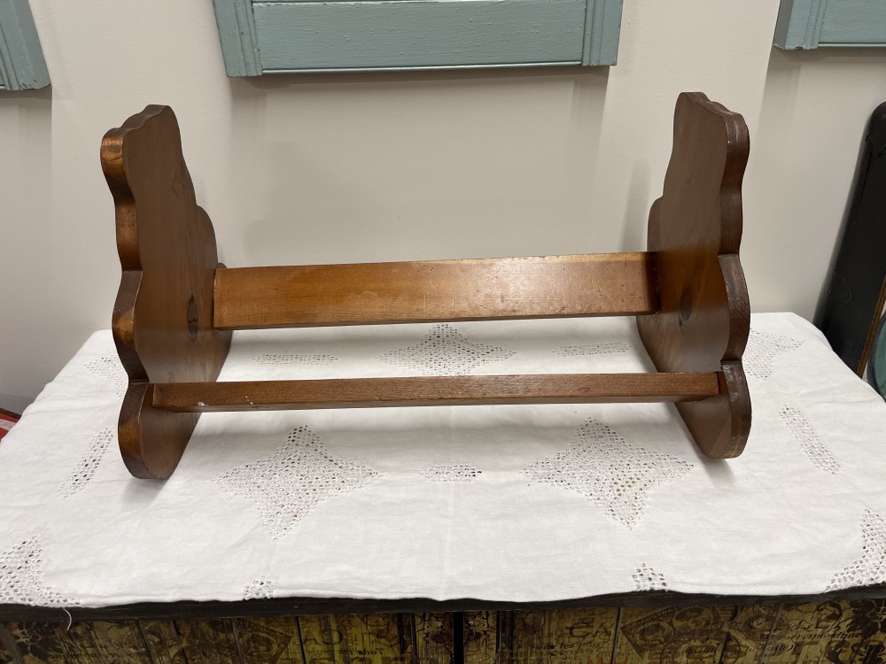 Vtg wood teddy bear bookshelf