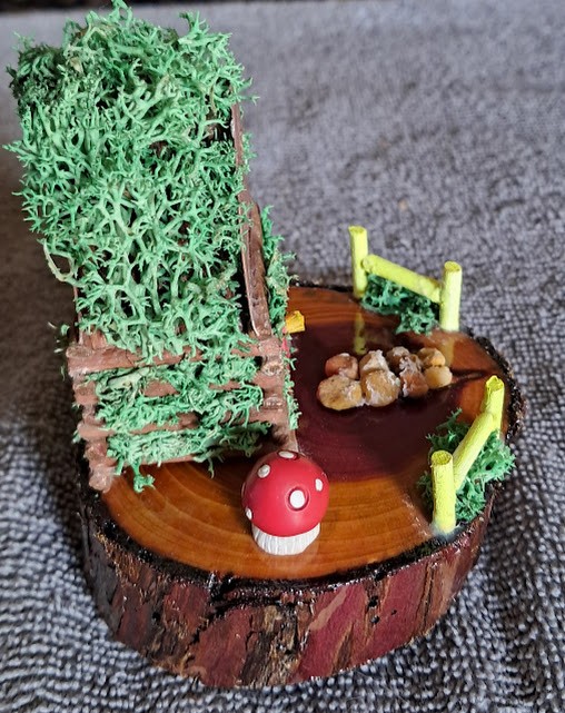 Cedar Cookie Log Cabin Figurine