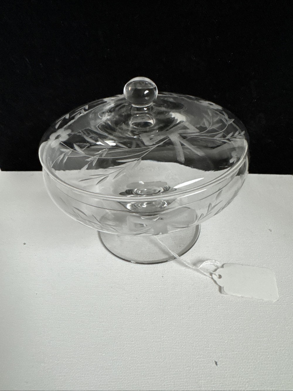 PEDISTAL CANDY DISH,FROSTED ETCHED GLASS DESIGN