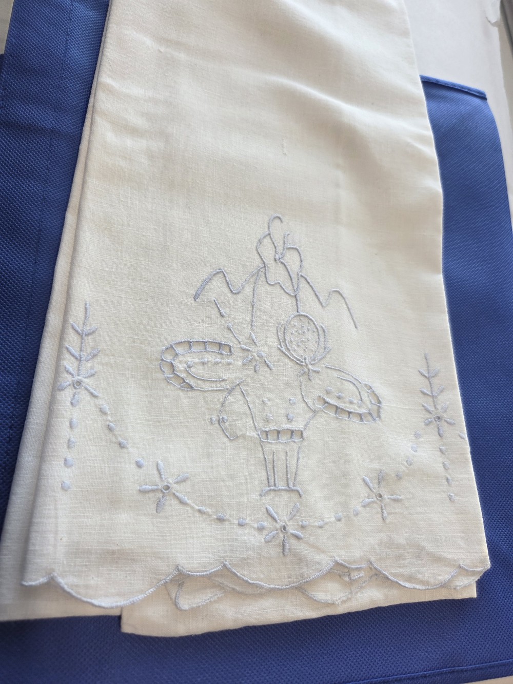 LN-1656  single vintage linen pillowcase