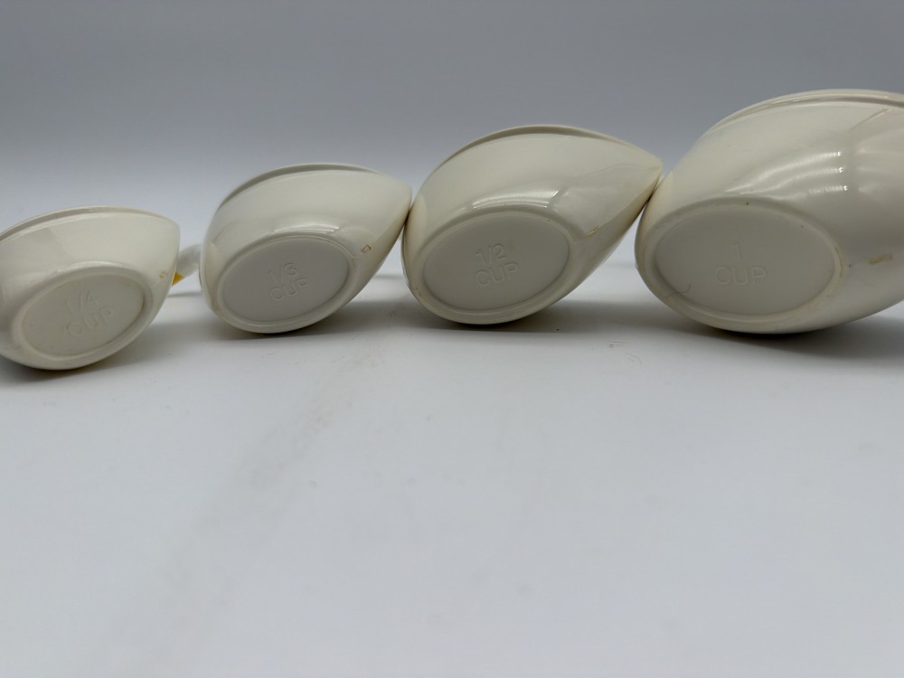 Vintage Nesting Goose Measuring Cups – Set of Four