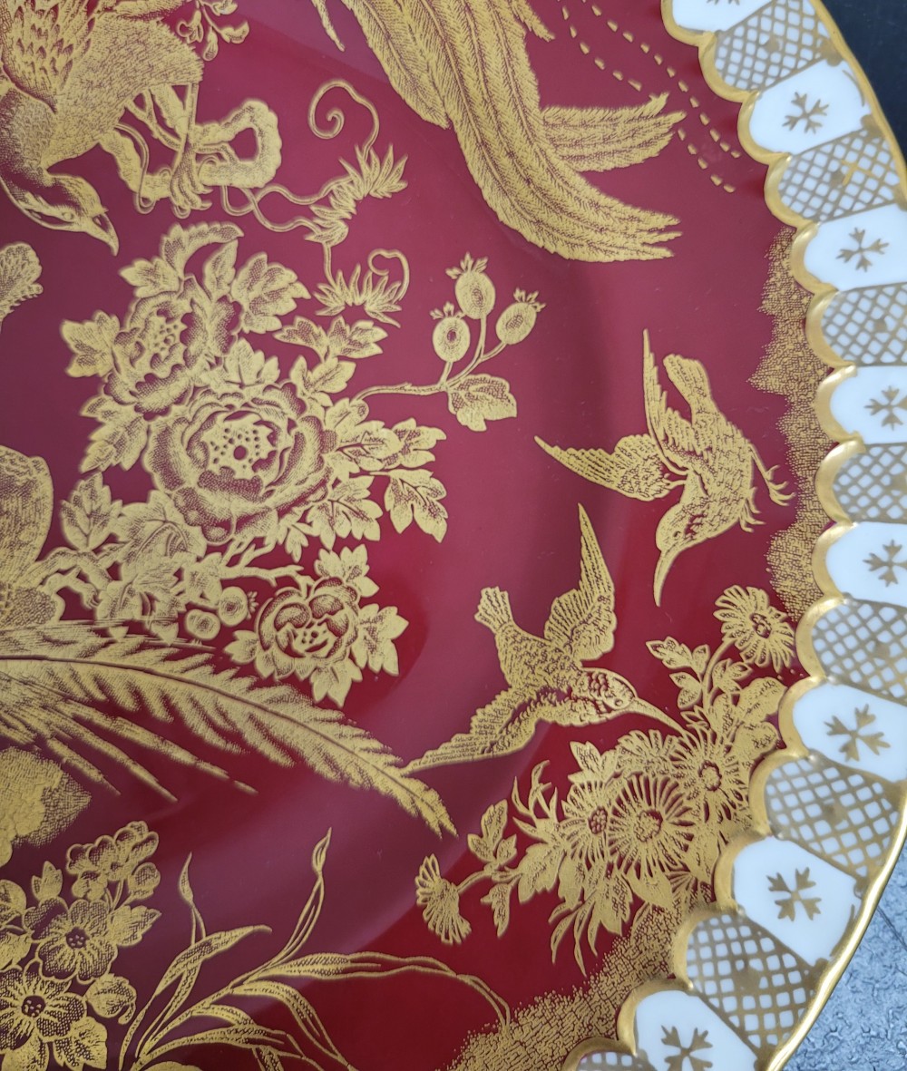 VTG 1974 Royal Crown Derby Paradise Maroon plate