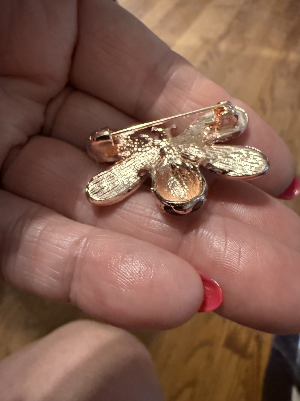 Brooch Pin - Bee Pearl Center Rhinestone Wings Black Enamel Rose Gold