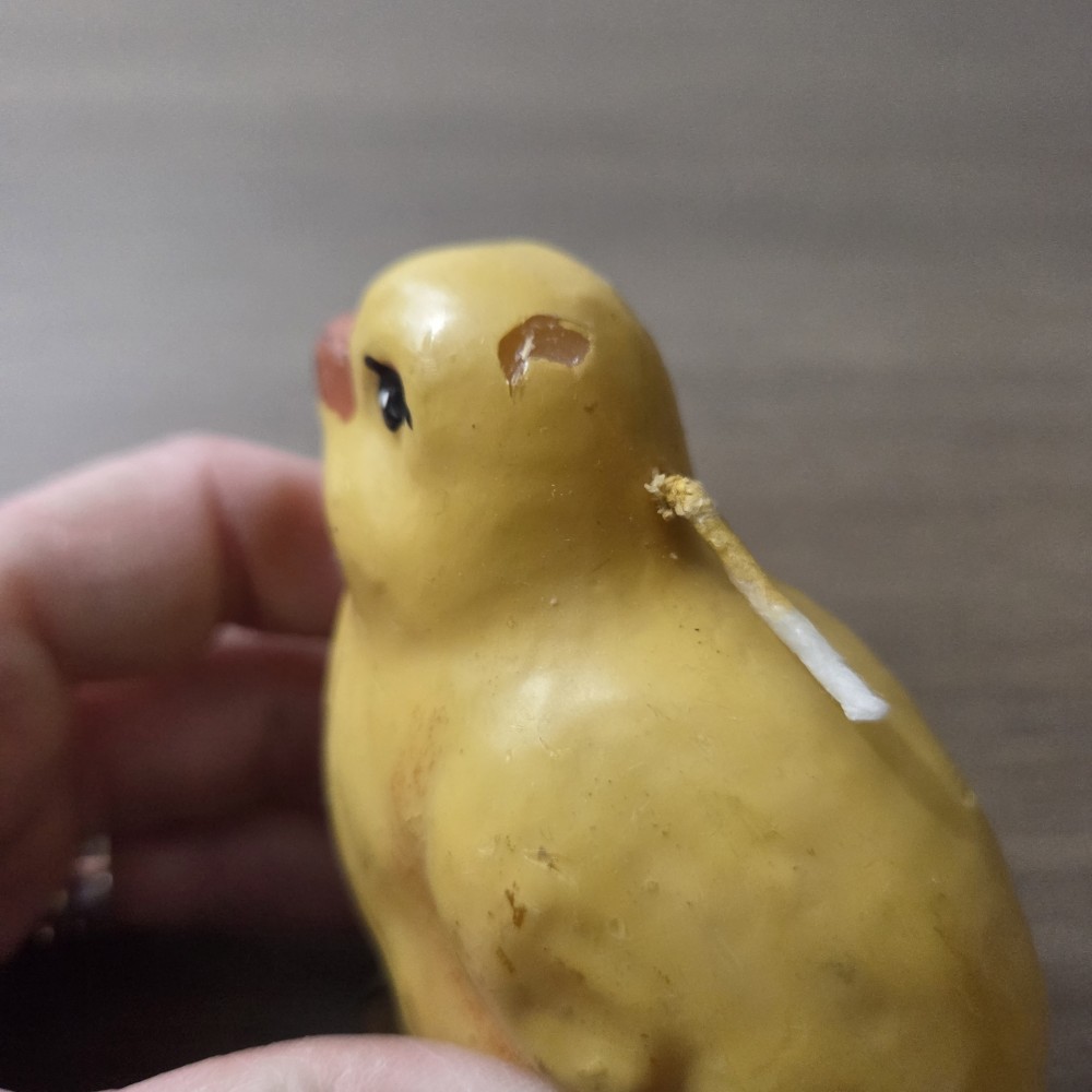 VTG Unburned Grumpy Chick Candle.