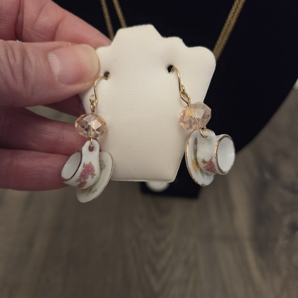 Delicate Gold-tone Layered Teacup Necklace & Earring Set