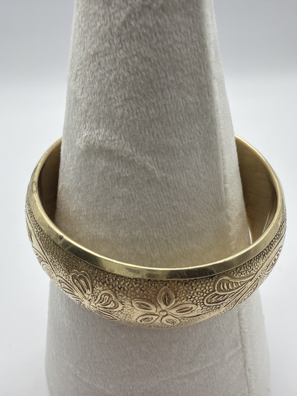 Vtg Etched Brass Floral Bangle