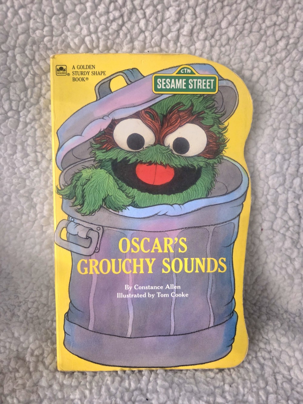 VTG Sesame Street Oscar Book