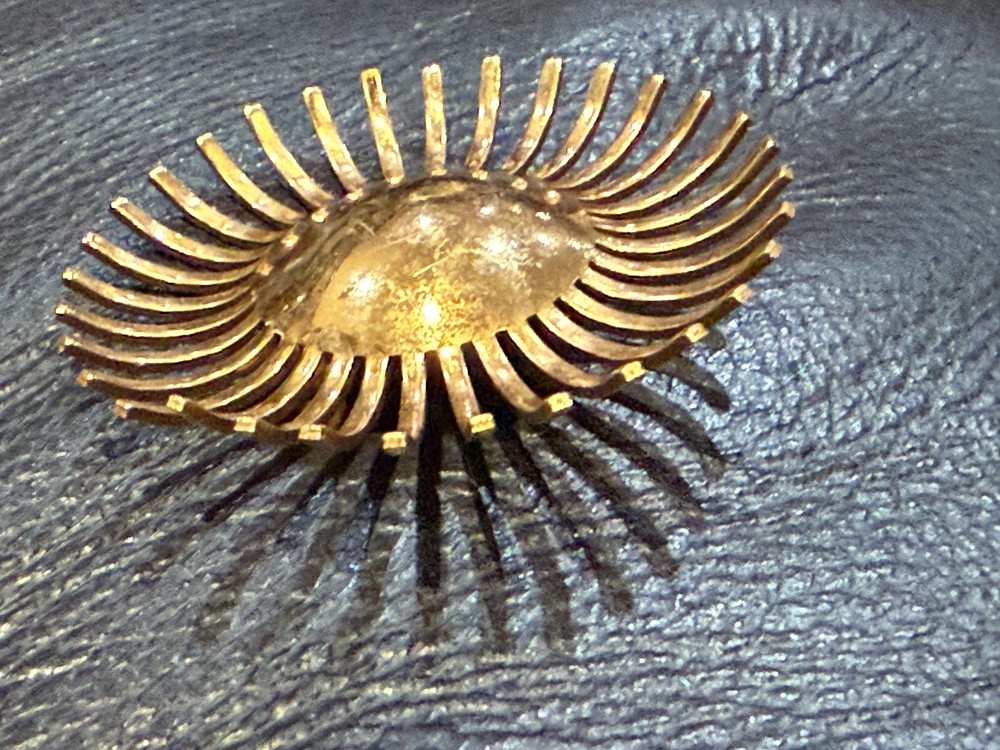 Vintage Gold Round Spikey Brooch Pin