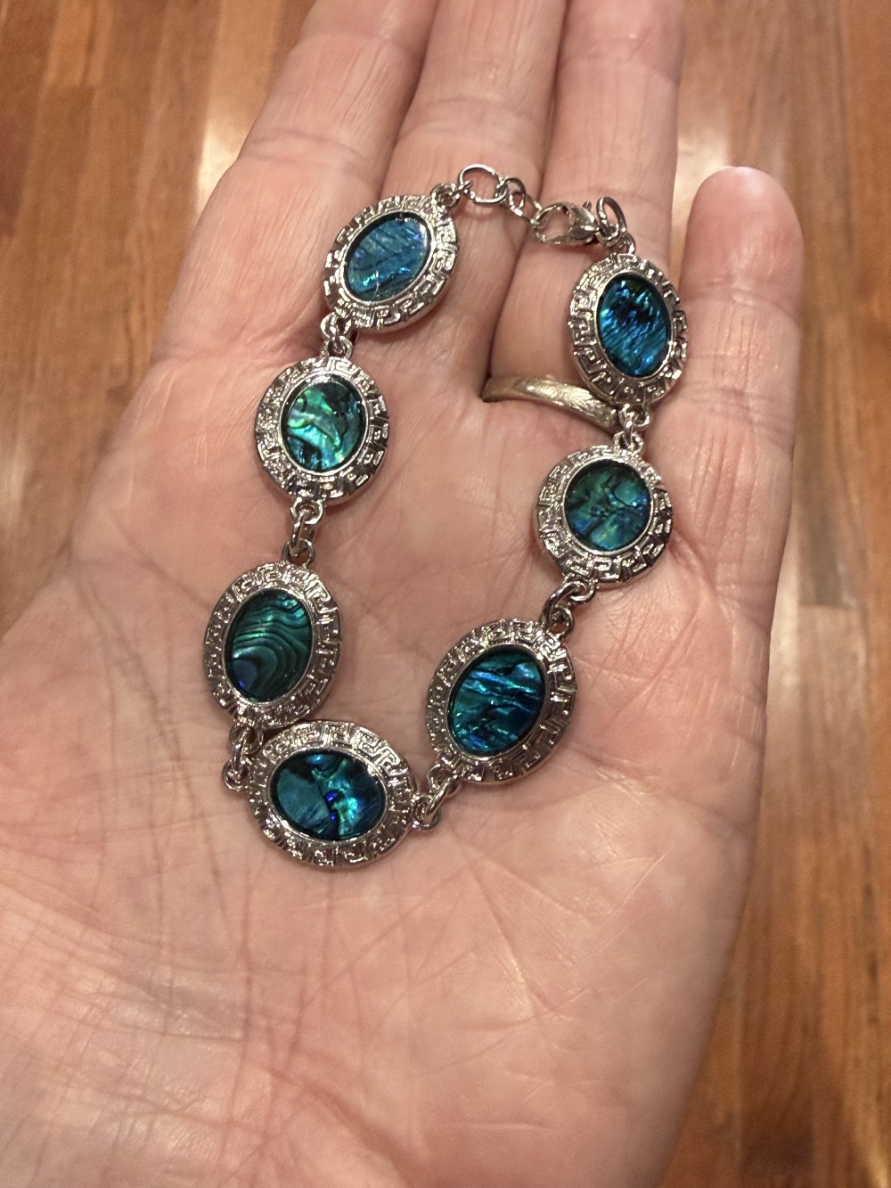 Bracelet Shell Inlay Medallions Set in Silver