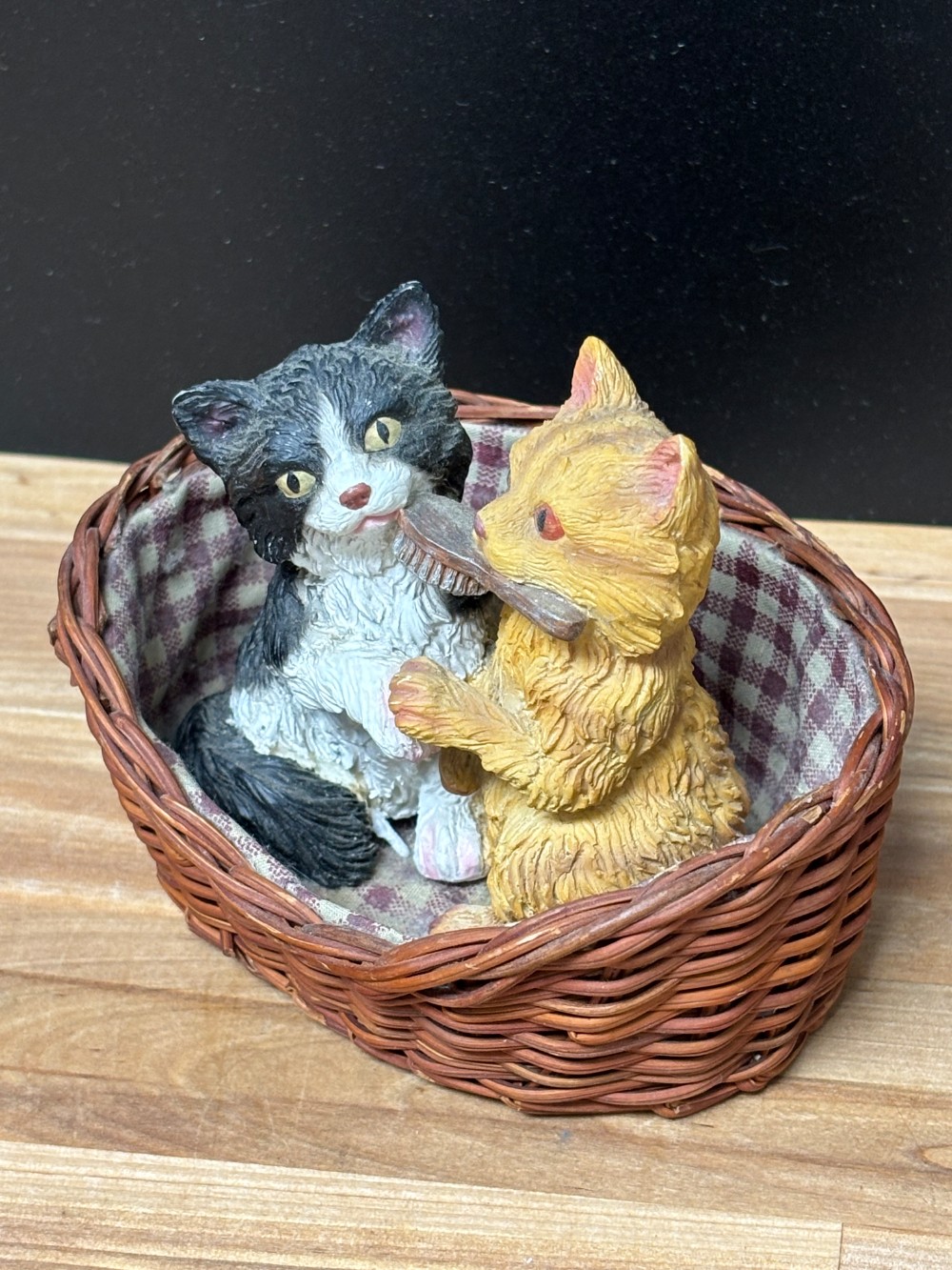 Living Stone Cat Figurine Kittens with Brush in Wicker Basket Vintage