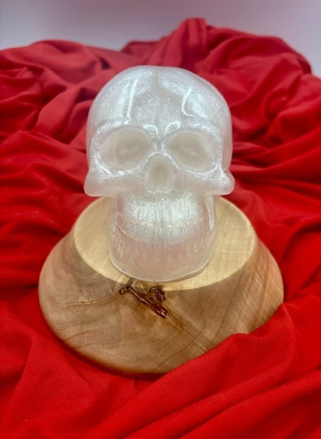 Ghostlight Skull Lamp