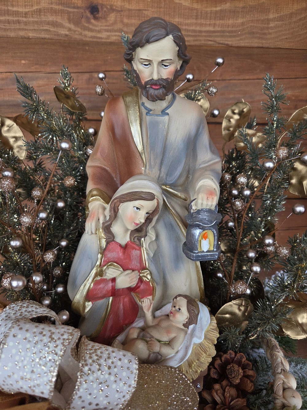 Away in the Manger Centerpiece