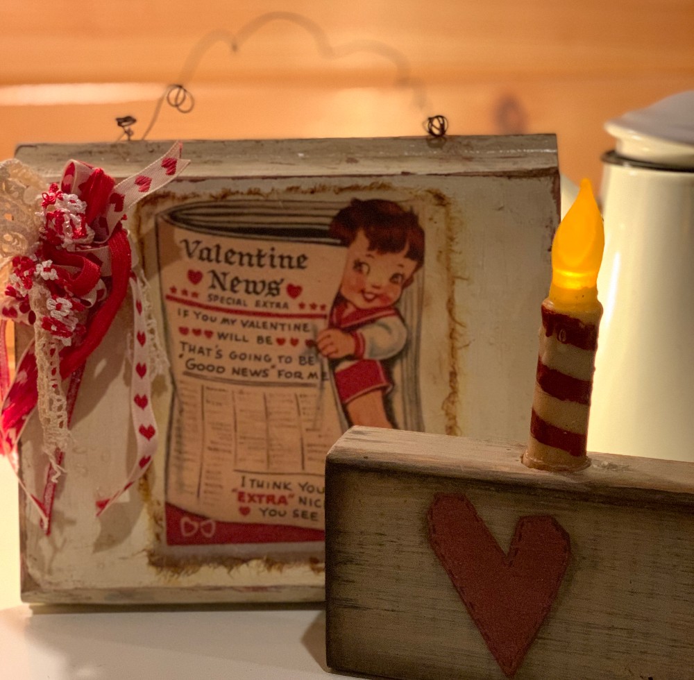 Primitive valentines wall hanger