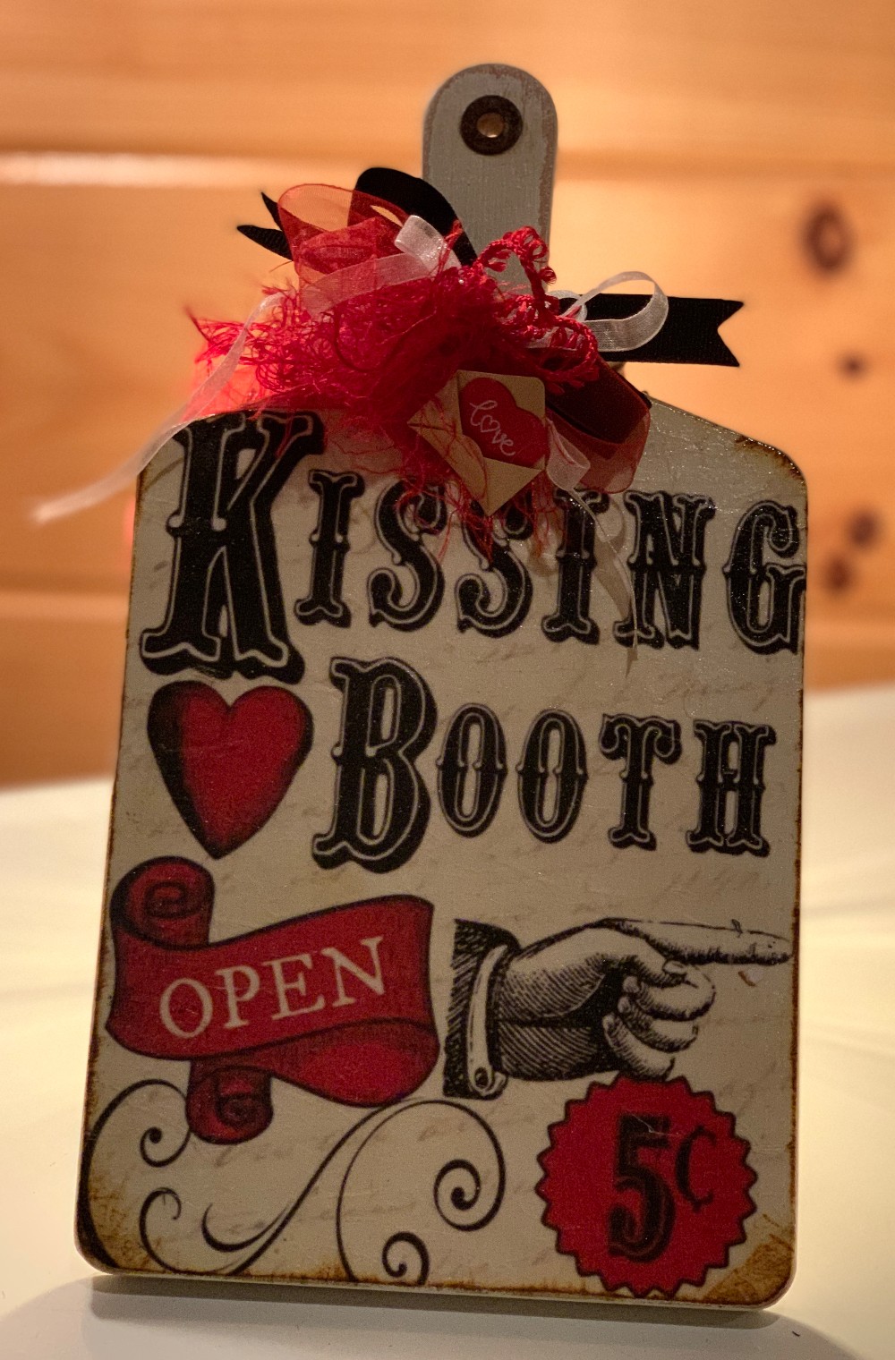 Primitive valentines wall hanger