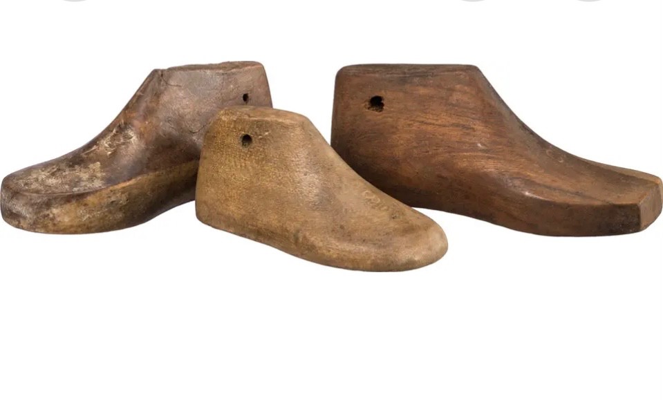 Vintage style shoe