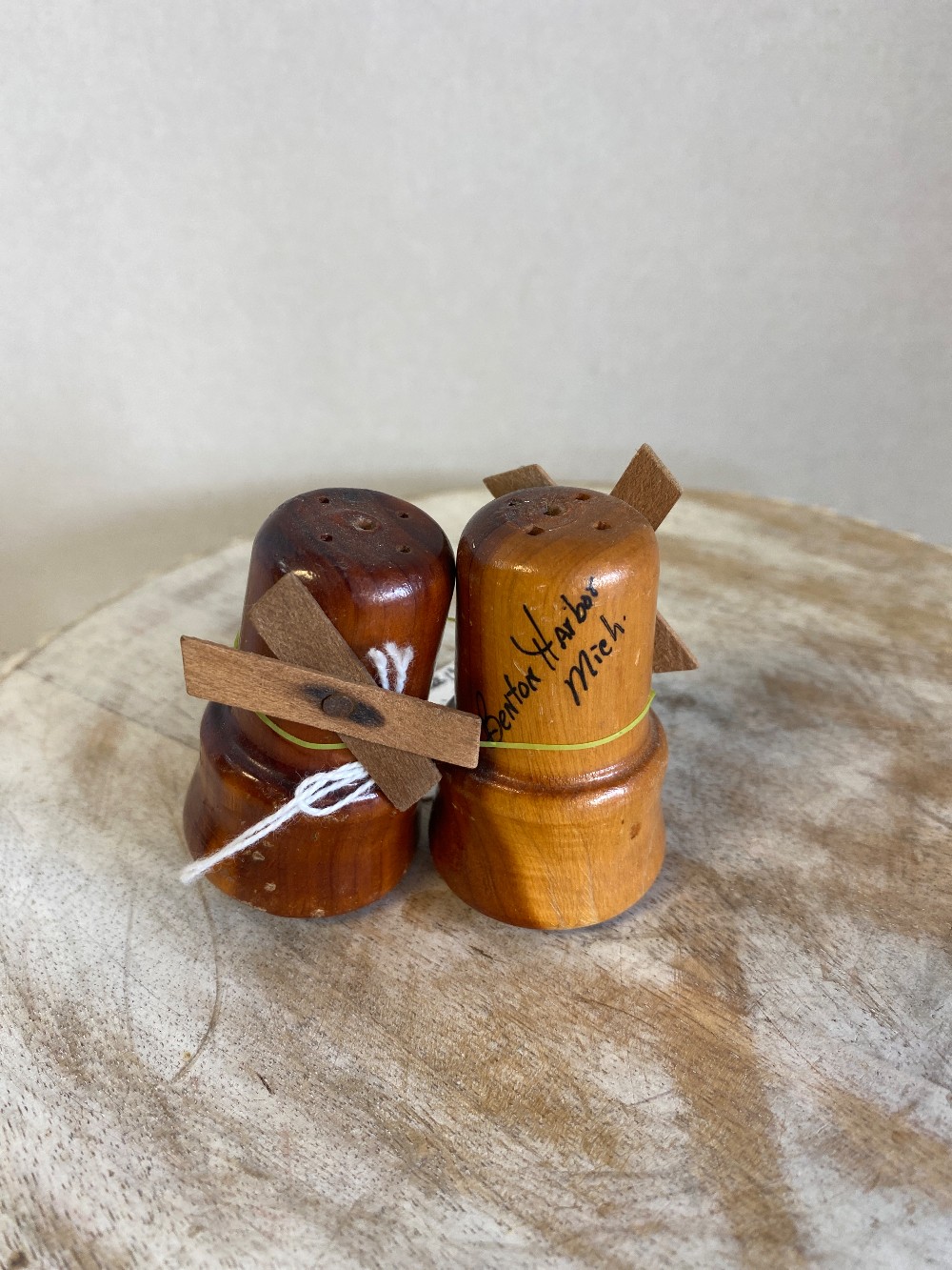 Vintage Salt n Pepper Shaker