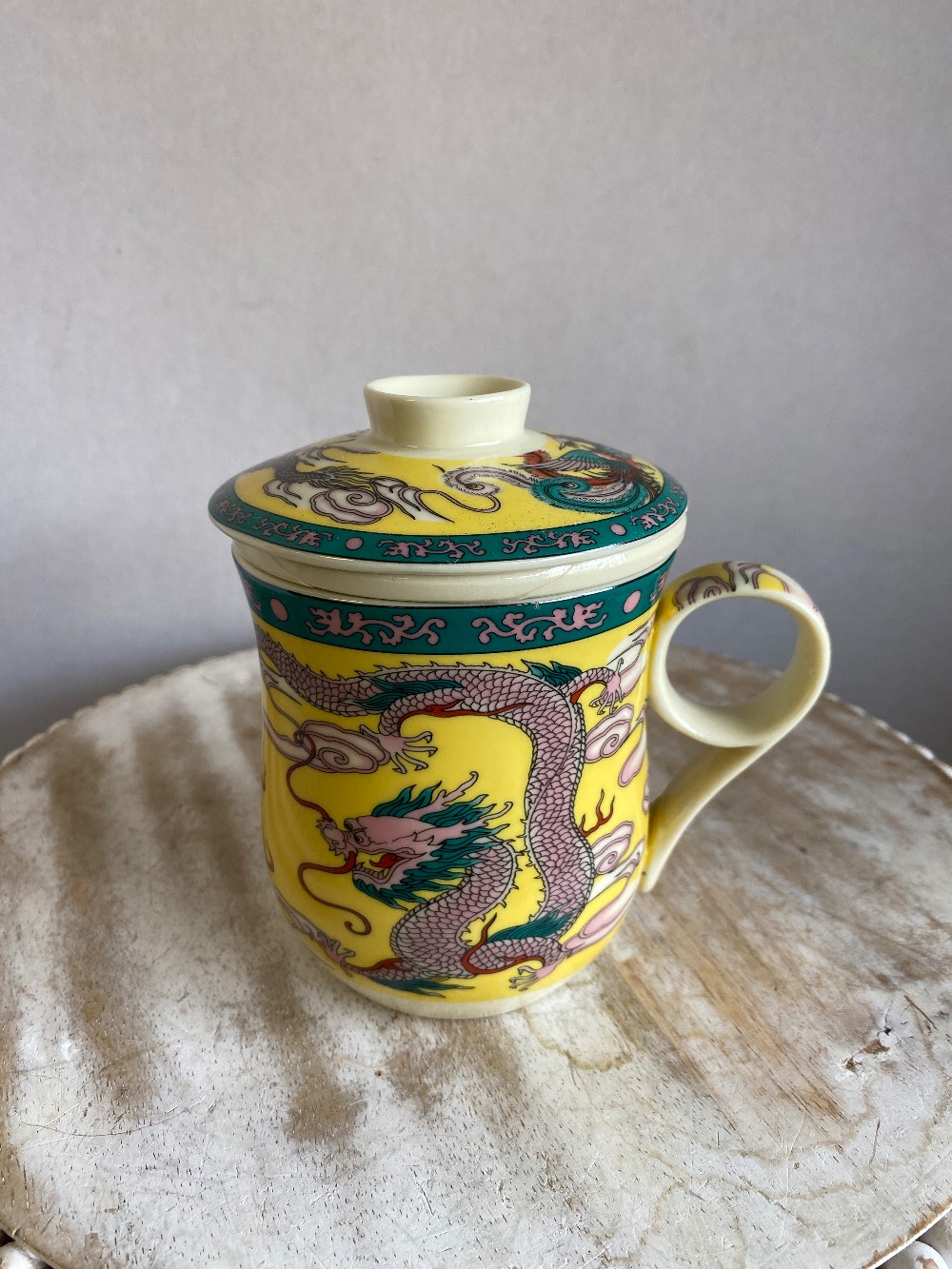Chinese Porcelain Tea Mug w/ Strainer and Lid