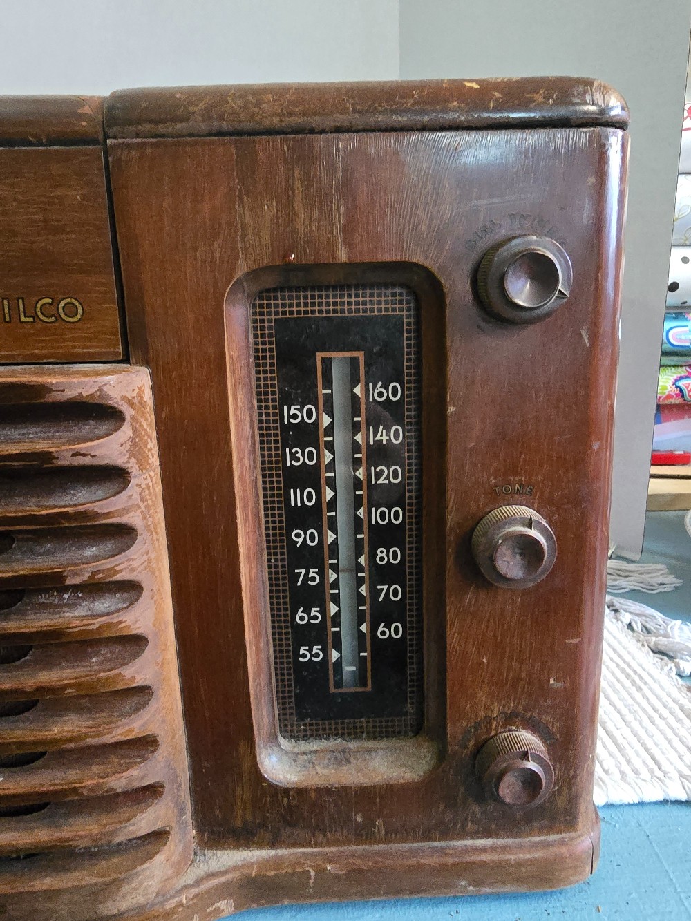 Antique Philco Turntable/Tube Radio