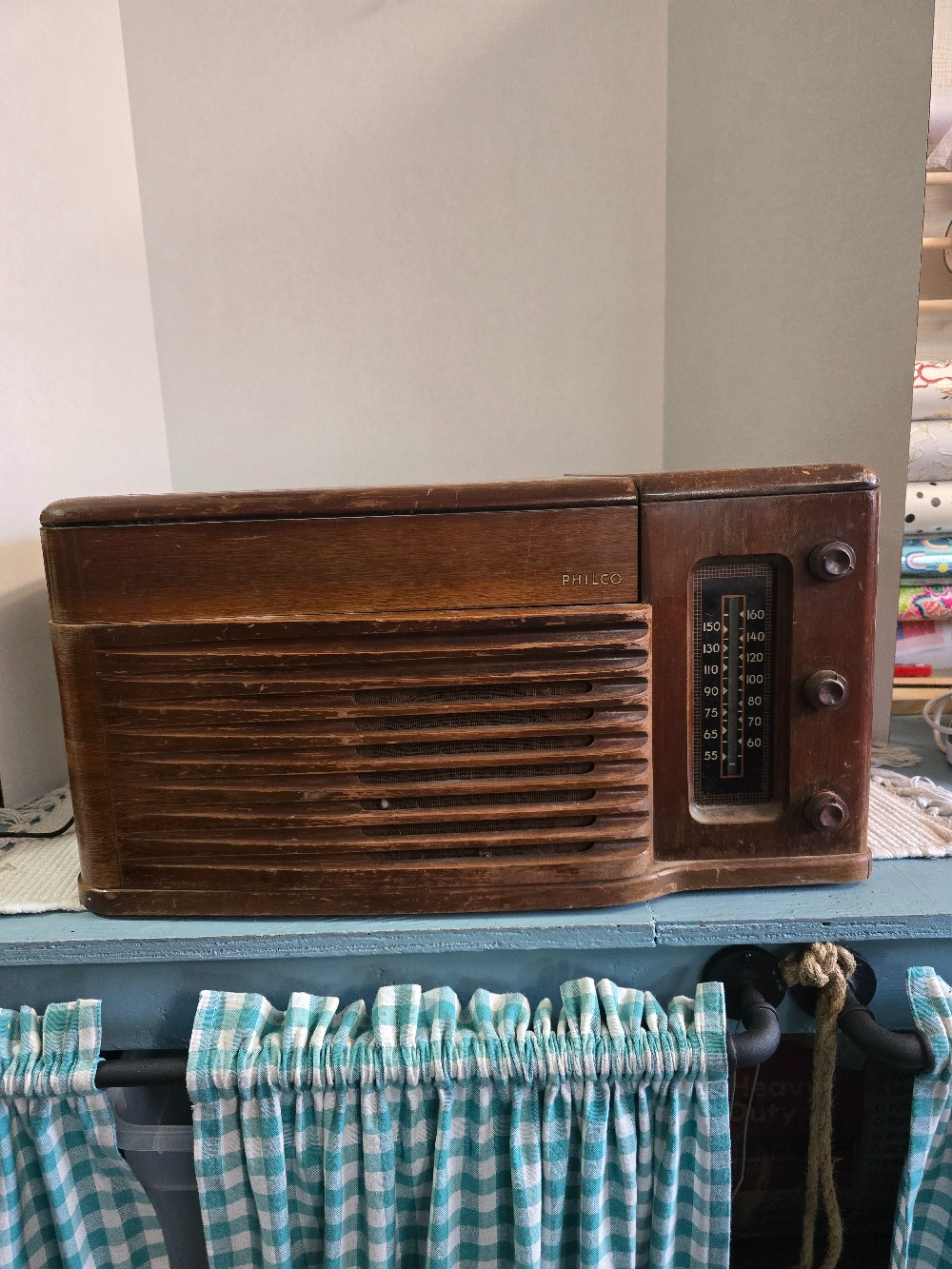 Antique Philco Turntable/Tube Radio