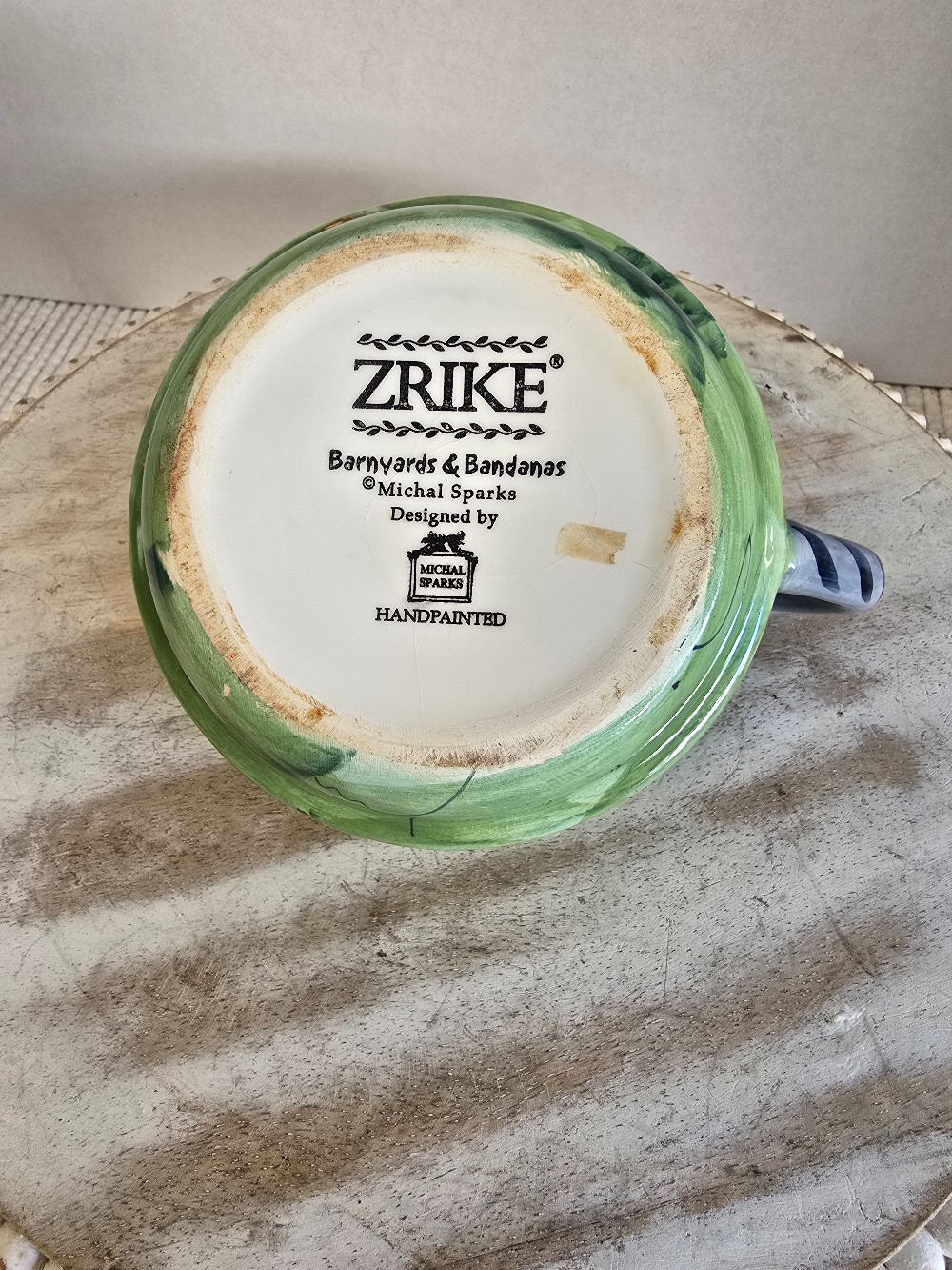 Barn Scene Teapot-1 chip