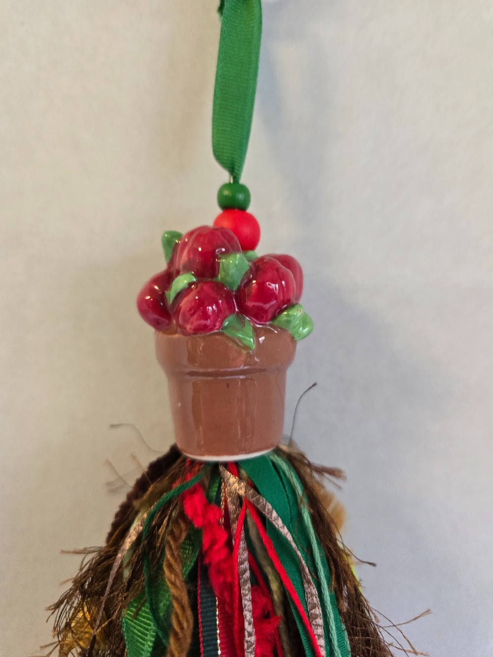 Decorative Tassel-Basket of Apples