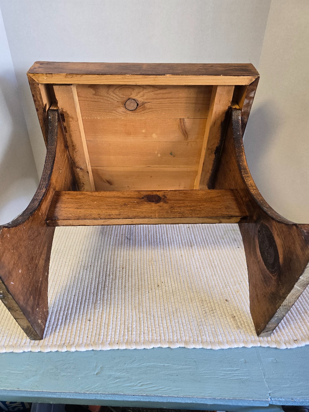 Rustic Lodge Style Side Table/Stool