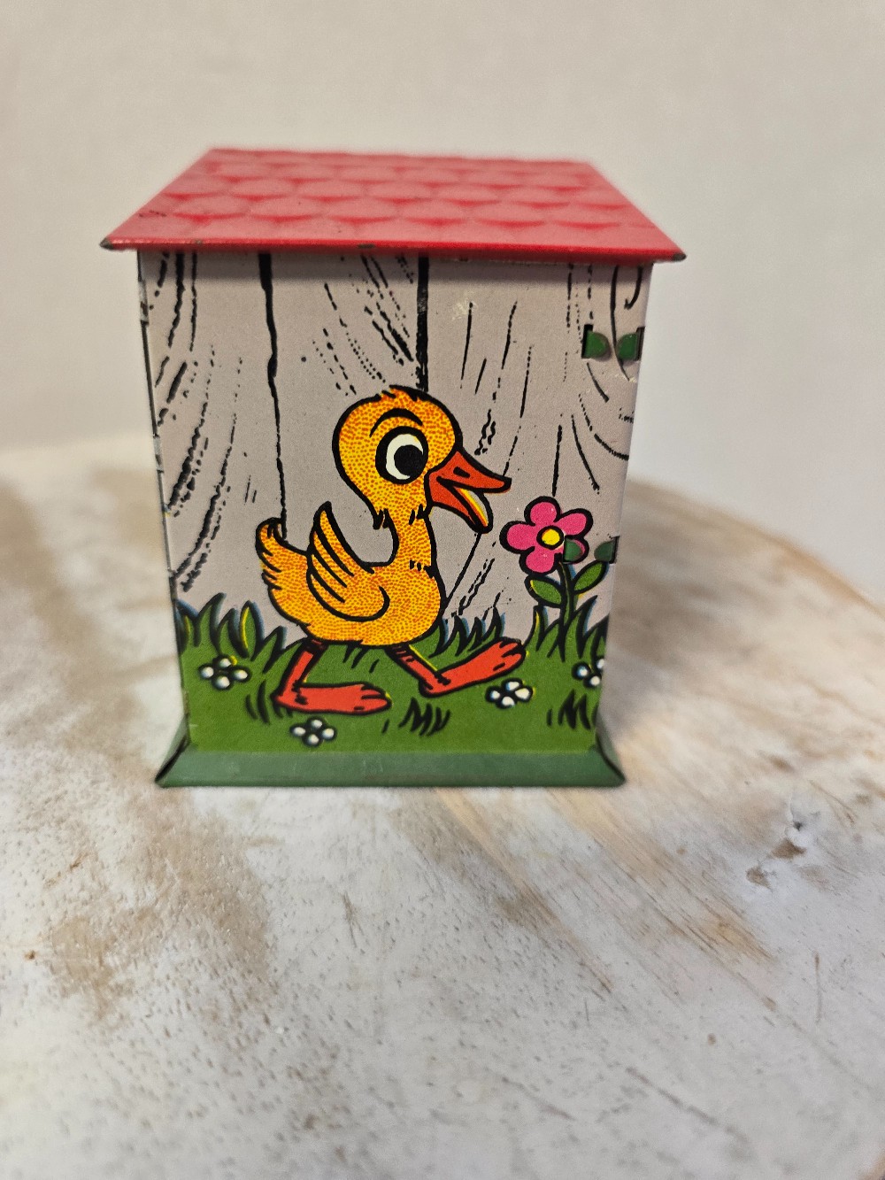 Metal doghouse bank-Works!