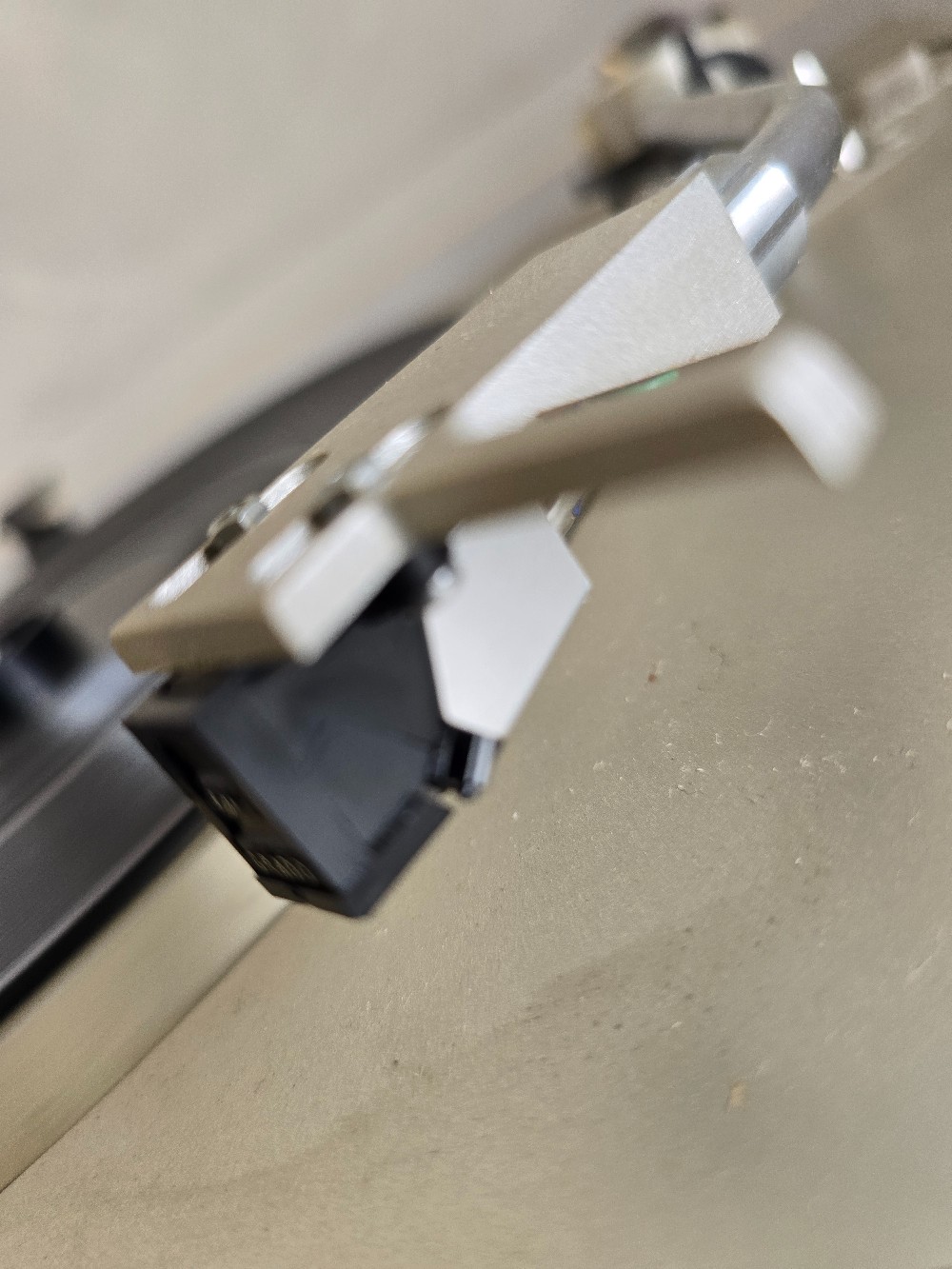 Pioneer PL-200 Turntable-No needle