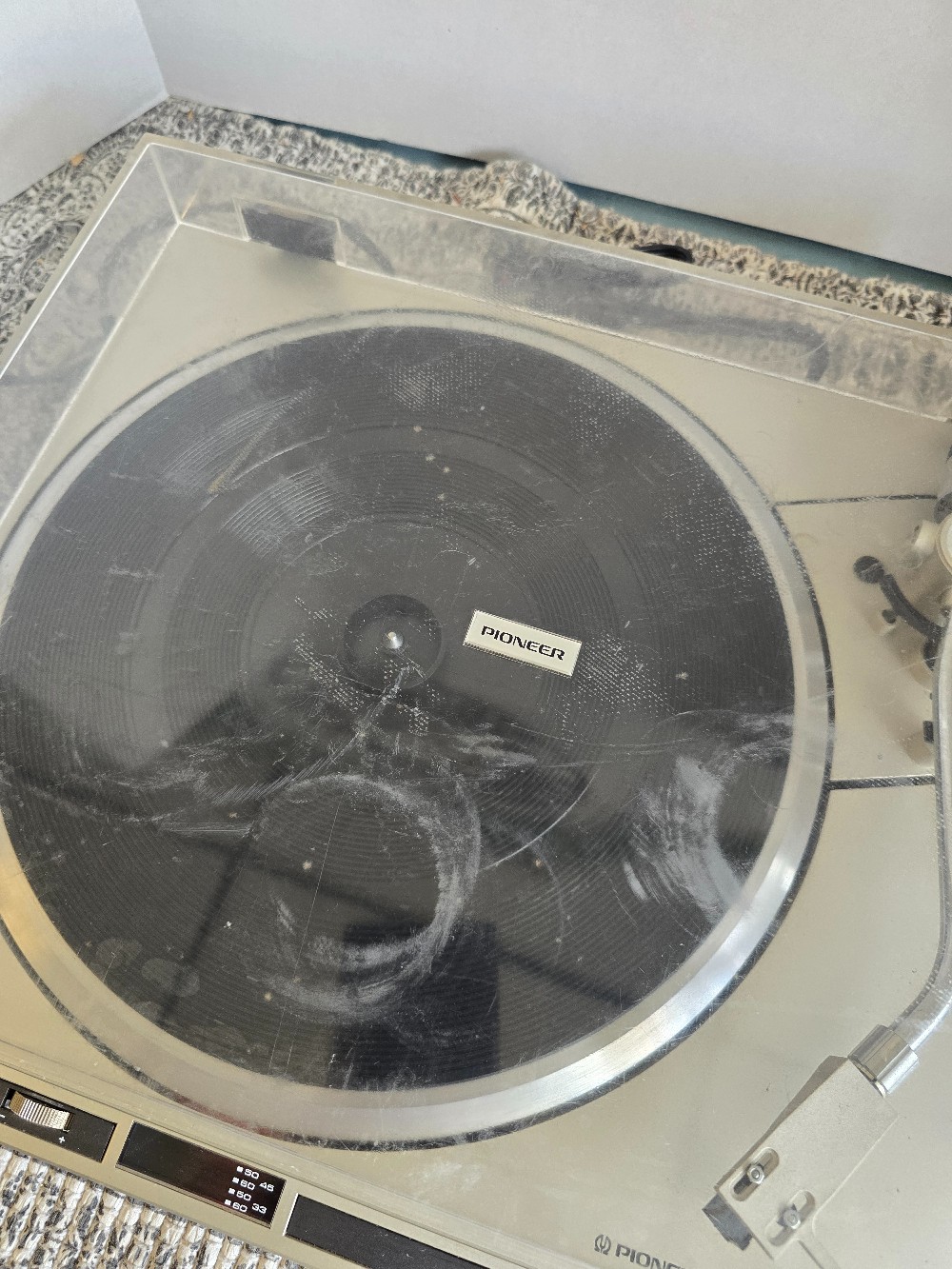 Pioneer PL-200 Turntable-No needle