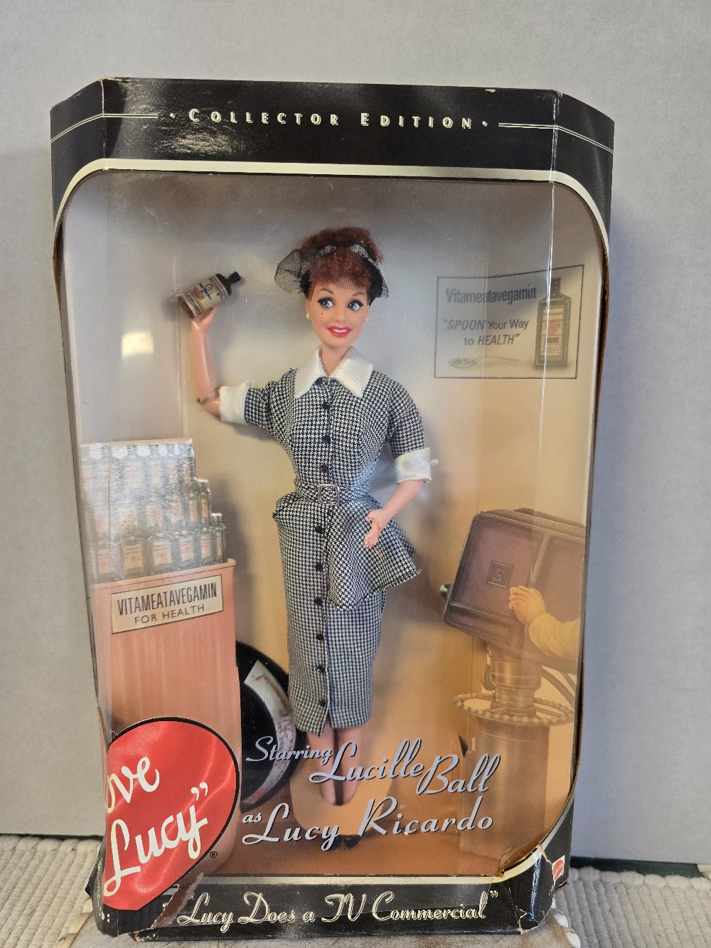 Lucy Does a Commercial-#2