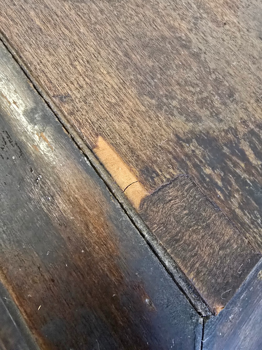 Antique 5 tube Radio