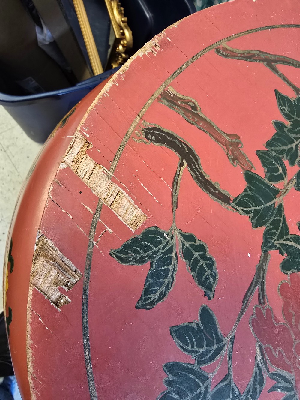 Pedestal Plant Stand