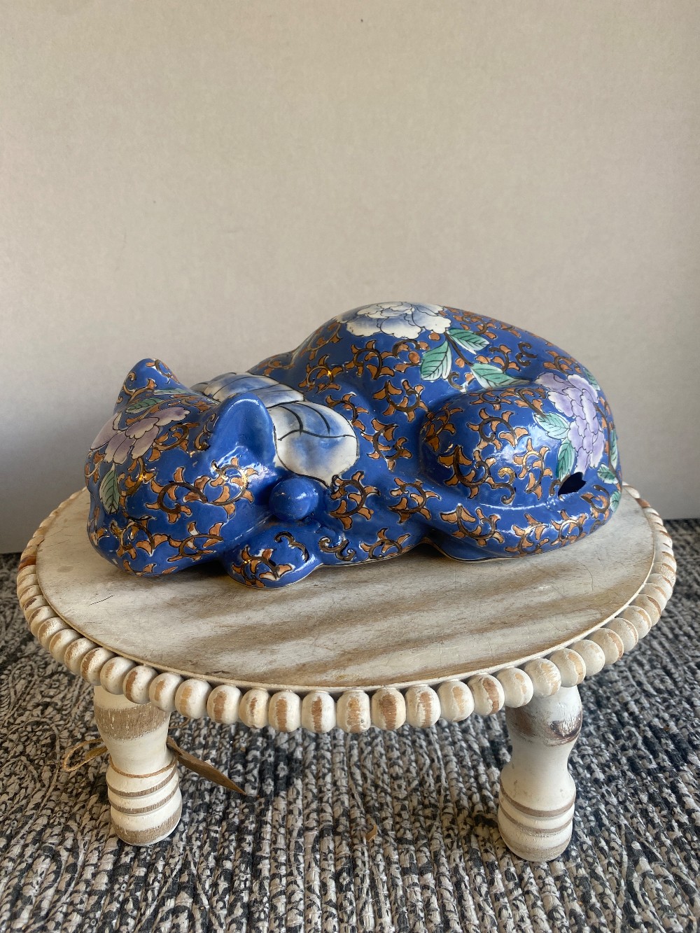 Japanese Kutani Sleeping Cat Figurine