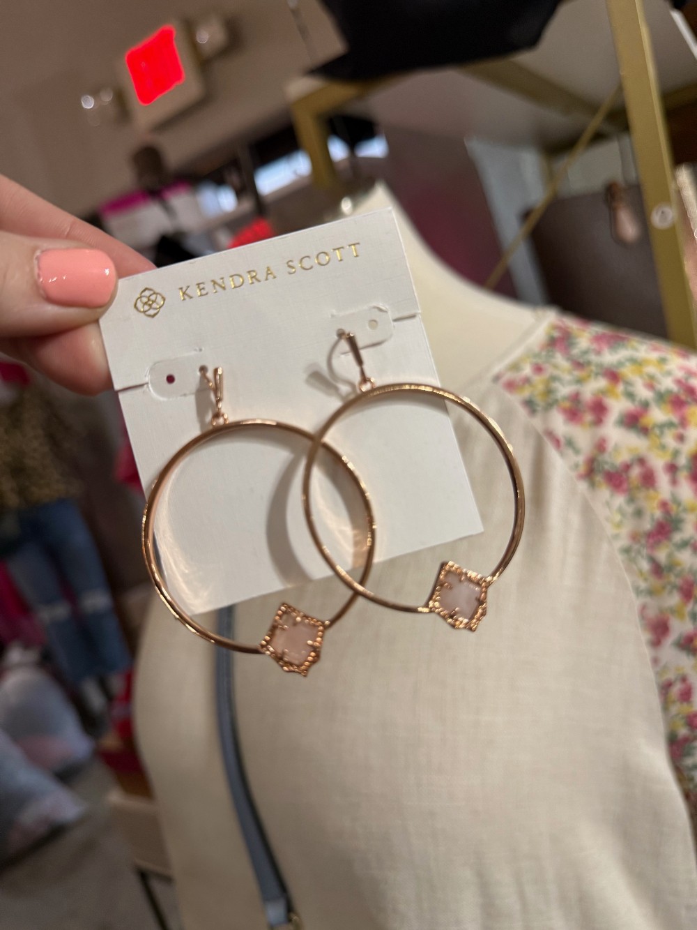 Consigned Kendra Scott